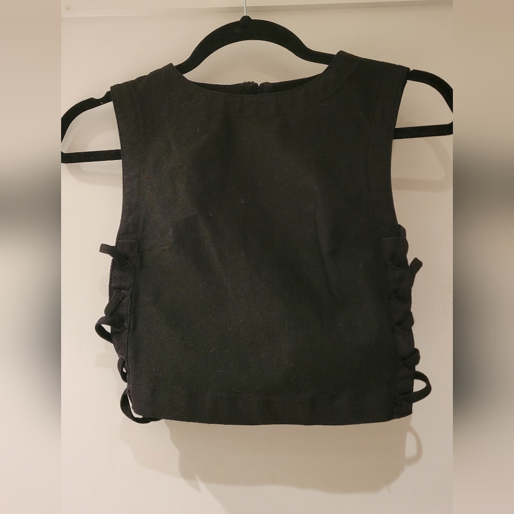 Silence + Noise Black Sleeveless Blouse
